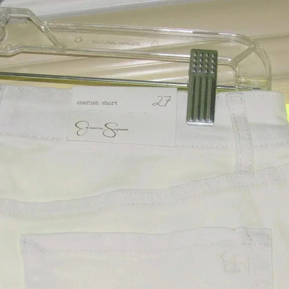 NWT JESSICA SIMPSON Cherish Short 3" Inseam Sz 27 - Picture 3 of 5